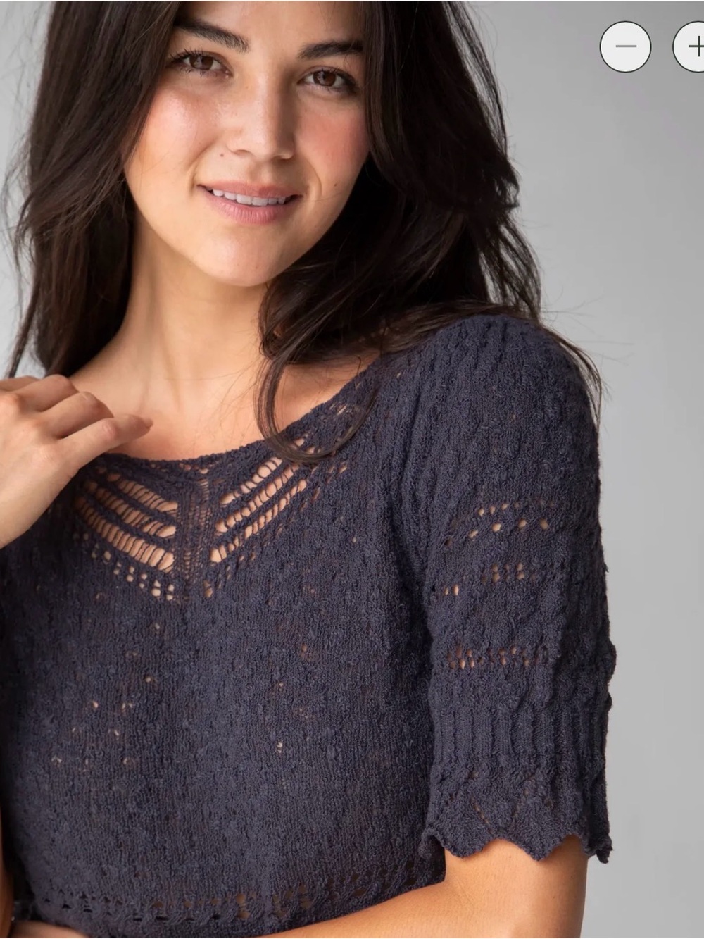 Natural Life Out and About sweater top. Size M. Dk Gray